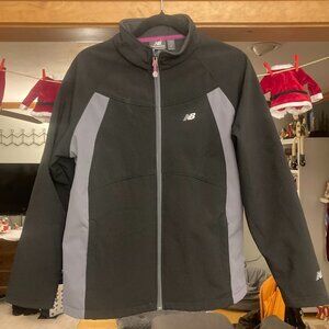 Women’s New Balance Softshell Jacket – Large – Full Zip – Black/Gray